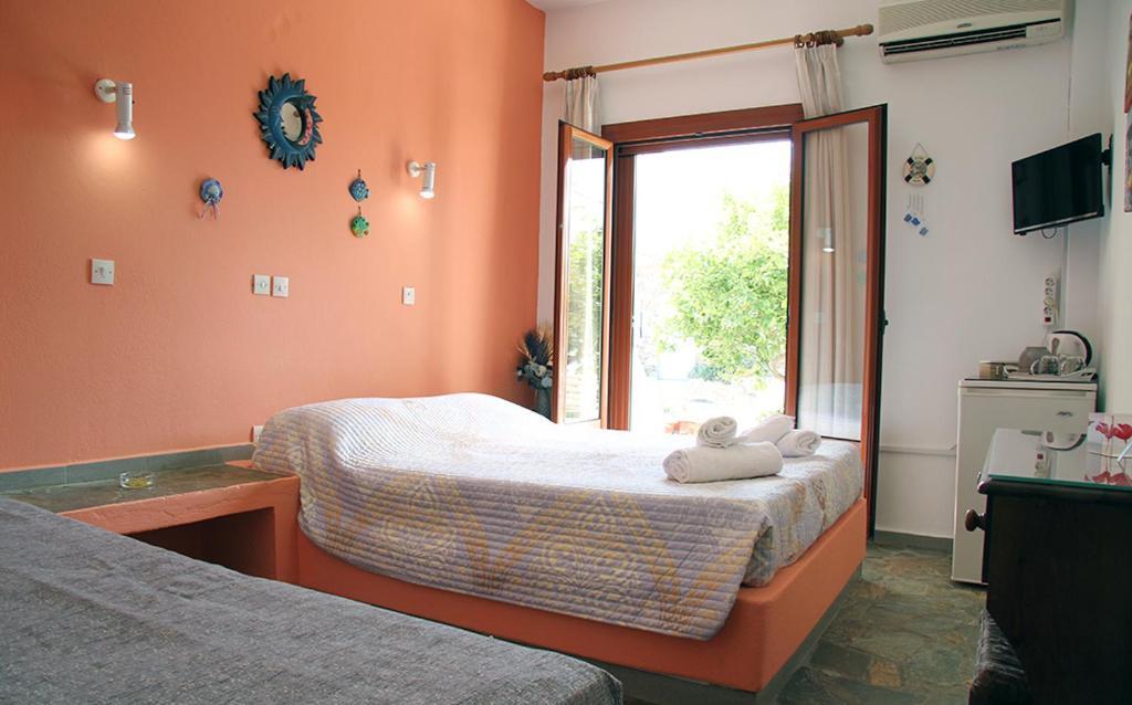 Helios Serifos Livadi  Exteriör bild