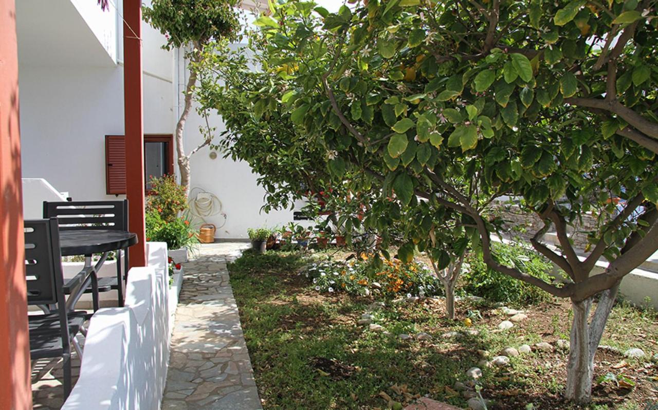 Helios Serifos Livadi  Exteriör bild