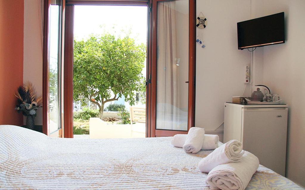 Helios Serifos Livadi  Exteriör bild